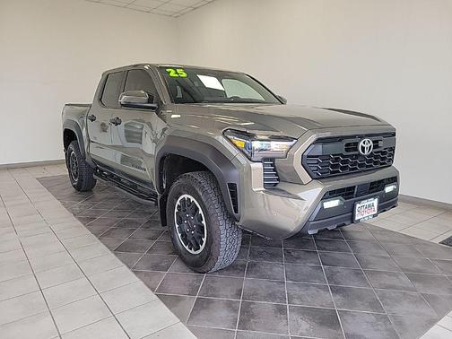 2025 Toyota Tacoma TRD Off Road
