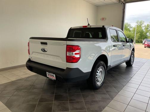 Oxford White 2024 Ford Maverick XL