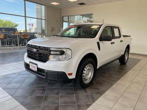 Oxford White 2024 Ford Maverick XL