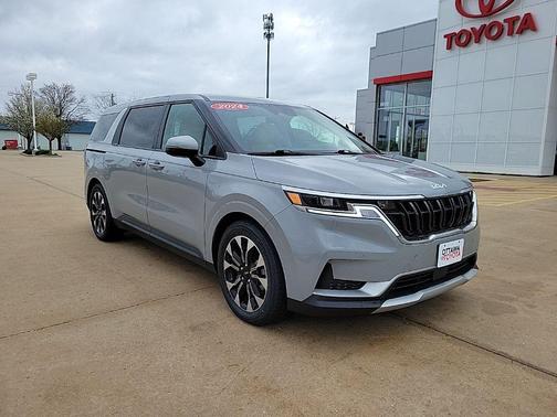 Ceramic Silver 2024 Kia Carnival EX