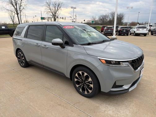 Ceramic Silver 2024 Kia Carnival EX