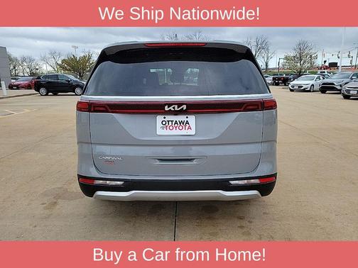 Ceramic Silver 2024 Kia Carnival EX