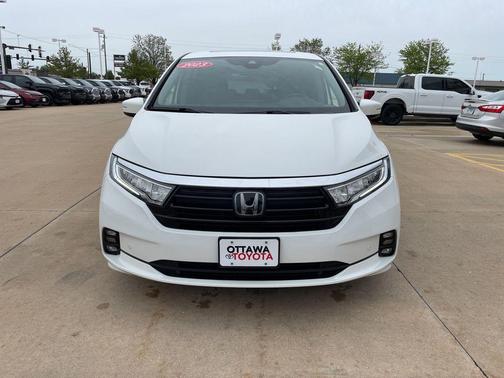 Platinum White Pearl 2023 Honda Odyssey Elite