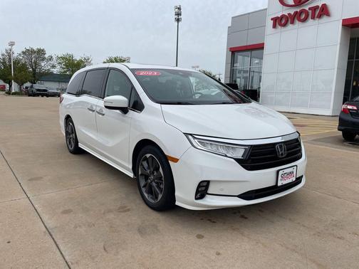 Platinum White Pearl 2023 Honda Odyssey Elite