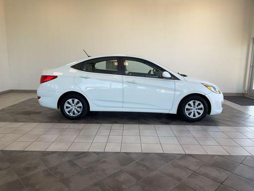 Century White 2016 Hyundai Accent SE