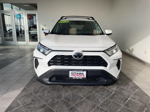 2024 Toyota RAV4 XLE