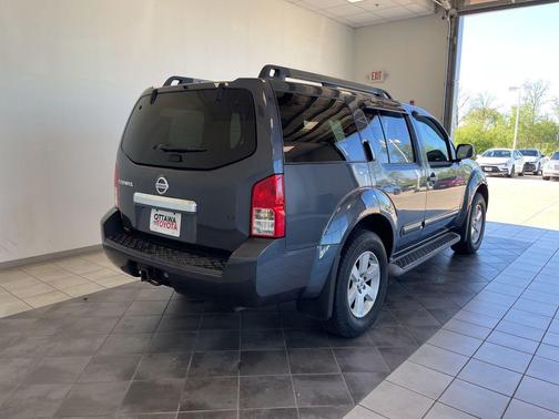 Dark Slate Metallic 2012 Nissan Pathfinder SV