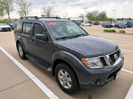 Dark Slate Metallic 2012 Nissan Pathfinder SV