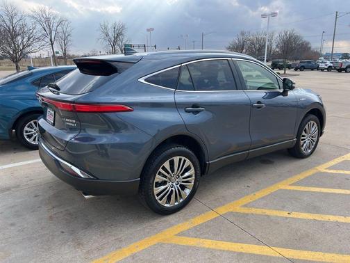 2021 Toyota Venza Limited