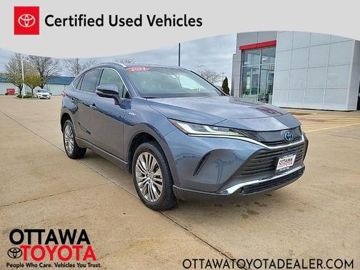 Coastal Gray Metallic 2021 Toyota Venza Limited