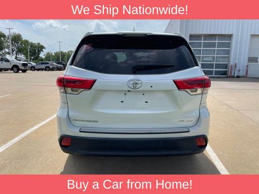 Blizzard Pearl 2018 Toyota Highlander SE
