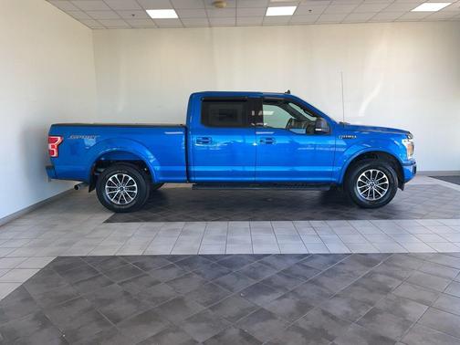 Velocity Blue Metallic 2019 Ford F-150 XLT