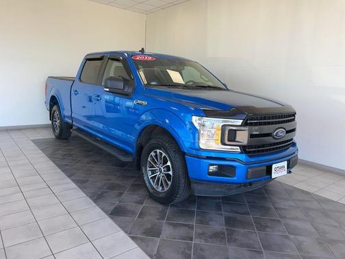 Velocity Blue Metallic 2019 Ford F-150 XLT