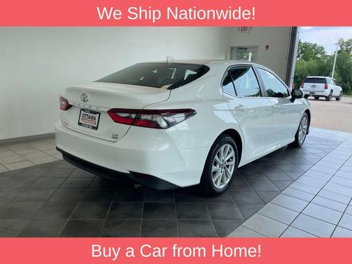 White 2022 Toyota Camry LE