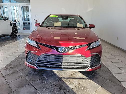 2022 Toyota Camry LE