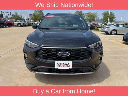 Agate Black Metallic 2023 Ford Escape ST-Line Elite