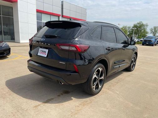 Agate Black Metallic 2023 Ford Escape ST-Line Elite