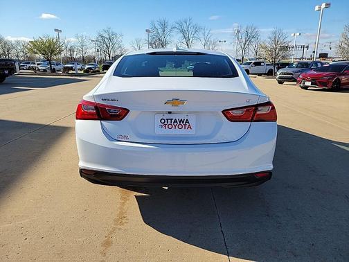 2023 Chevrolet Malibu 1LT