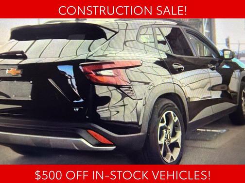 Mosaic Black Metallic 2025 Chevrolet Trax LT