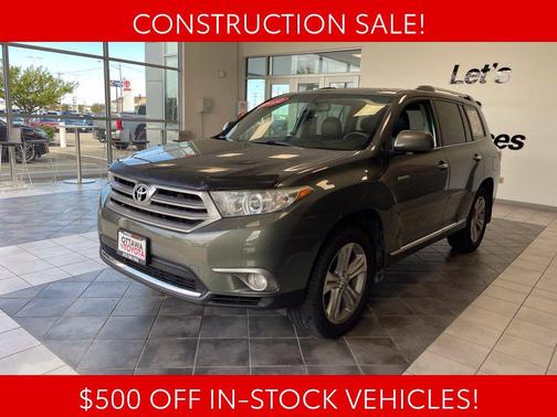 Cypress Pearl 2012 Toyota Highlander Limited