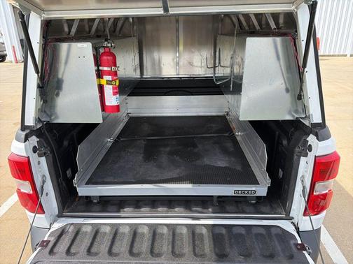 Oxford White 2024 Ford Maverick XLT