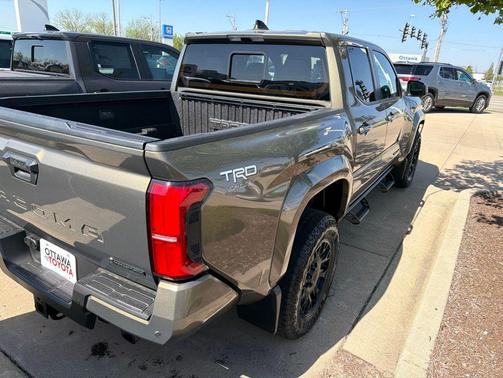 Bronze Oxide 2026 Toyota Tacoma Hybrid TRD Sport