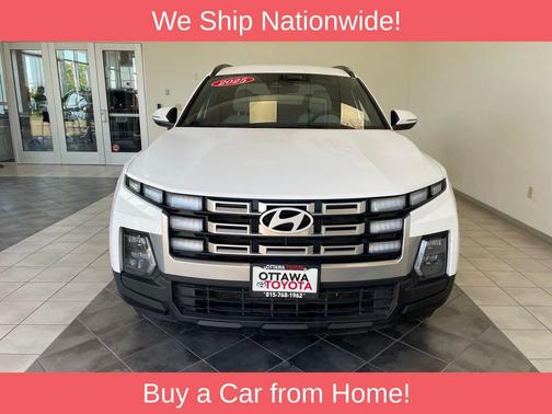 Atlas White 2025 Hyundai SANTA CRUZ SEL