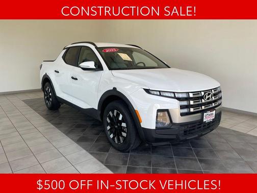 Atlas White 2025 Hyundai SANTA CRUZ SEL