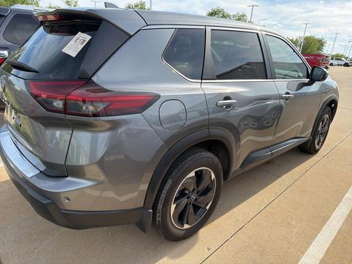 Gun Metallic 2025 Nissan Rogue SV