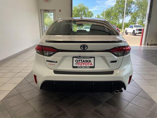 Wind Chill Pearl 2026 Toyota Corolla XSE