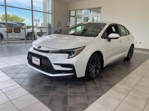 Wind Chill Pearl 2026 Toyota Corolla XSE