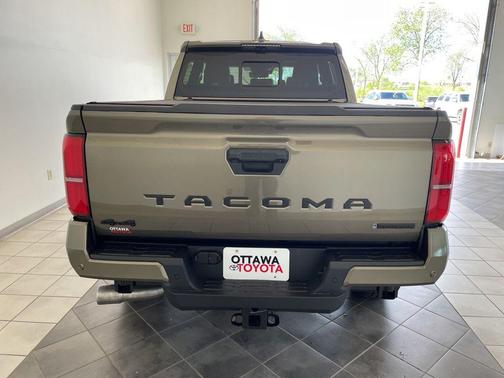 Bronze Oxide 2026 Toyota Tacoma Hybrid TRD Off Road
