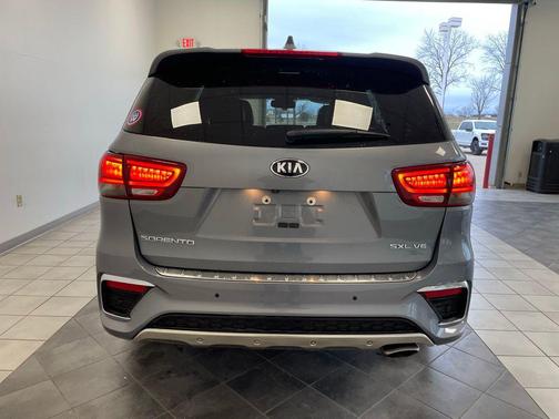 2019 Kia Sorento SX