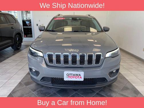 Sting-Gray Clearcoat 2019 Jeep Cherokee Latitude Plus