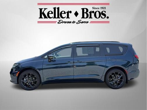 2024 Chrysler Pacifica Touring-L