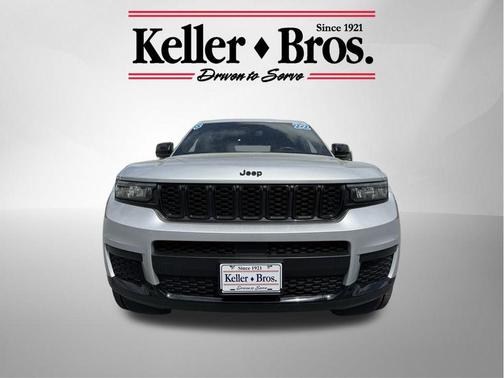 2022 Jeep Grand Cherokee L Laredo