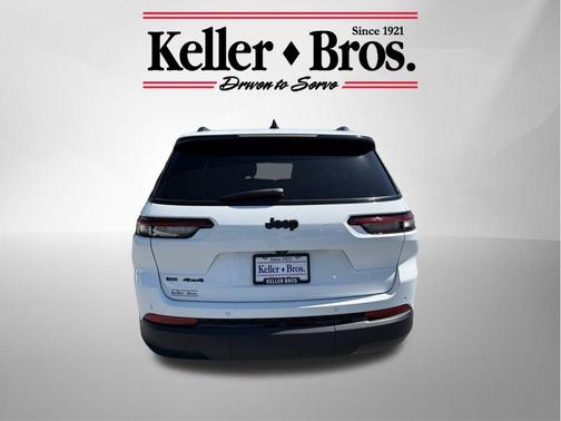 2022 Jeep Grand Cherokee L Laredo