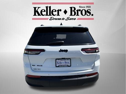 2022 Jeep Grand Cherokee L Laredo