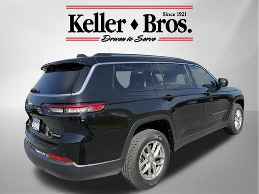 2022 Jeep Grand Cherokee L Laredo