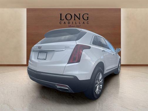 2022 Cadillac XT5 Premium Luxury