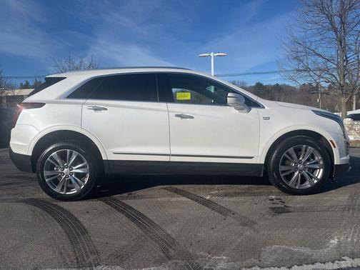 2023 Cadillac XT5 Premium Luxury