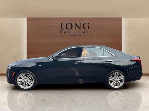 2022 Cadillac CT4 Premium Luxury
