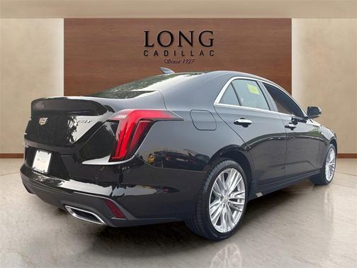 2022 Cadillac CT4 Premium Luxury