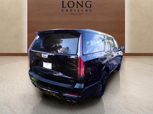 2026 Cadillac Escalade ESV V
