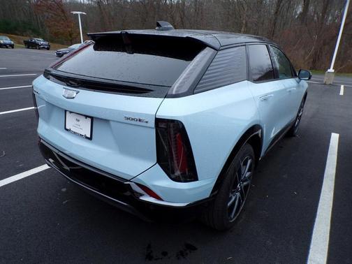 2026 Cadillac OPTIQ Premium Sport