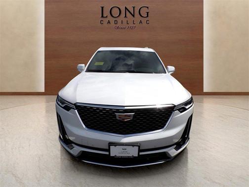 2025 Cadillac XT6 Luxury AWD