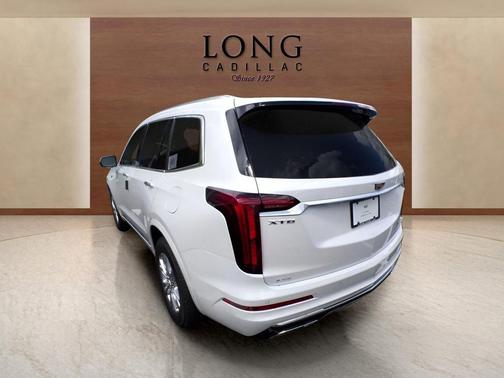 White 2025 Cadillac XT6 Luxury AWD