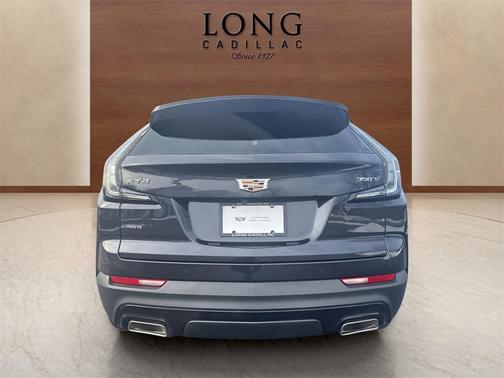 2022 Cadillac XT4 Sport