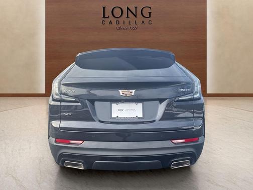 2022 Cadillac XT4 Sport