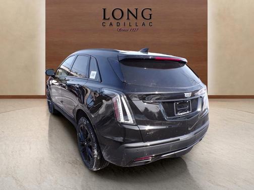 2026 Cadillac XT5 Sport